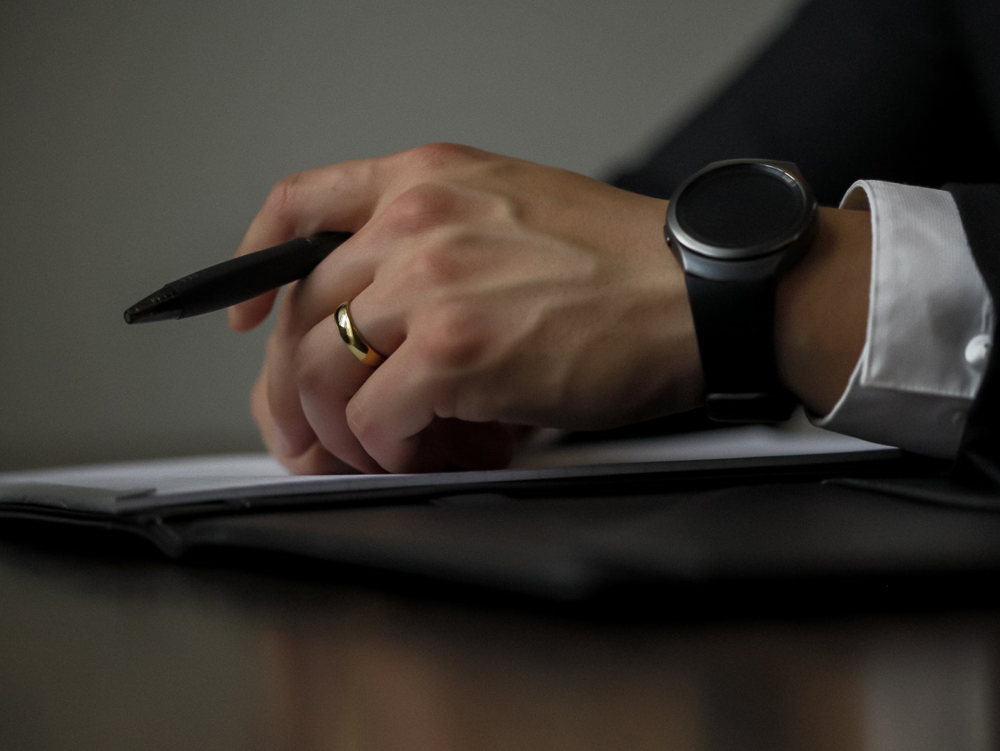 adult-composition-corporate-attire-959816.jpg